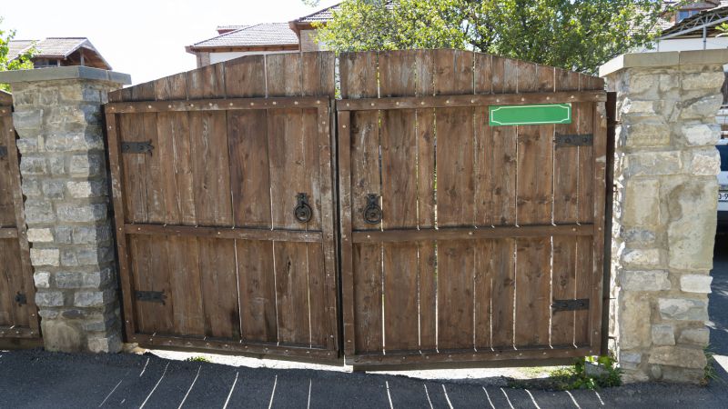 Driveway Fence Installation in Rockville, MD